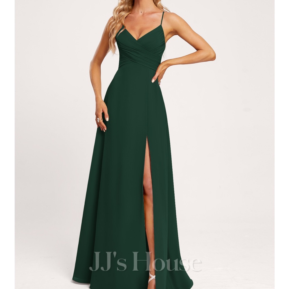 JJ’s House Hunter Green Bridesmaid Dress